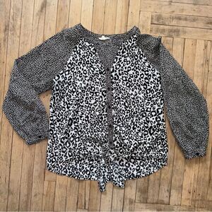 MYSTREE leopard print blouse, size medium.